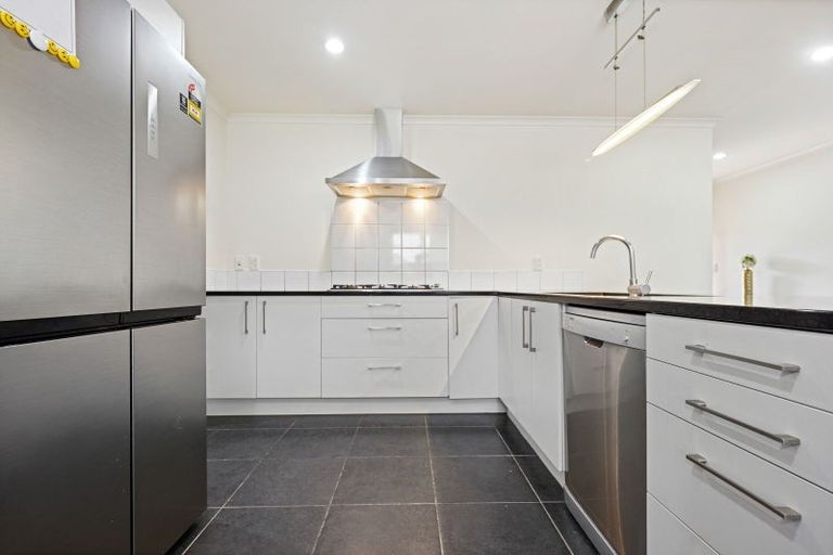 Photo of property in 25 Trauzer Place, Flagstaff, Hamilton, 3210