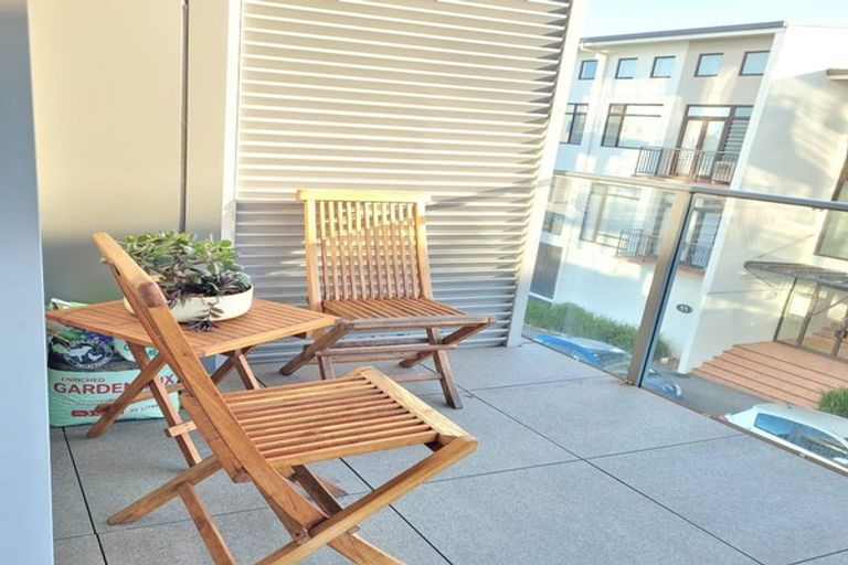 Photo of property in 2c/20 Charlotte Street, Eden Terrace, Auckland, 1021