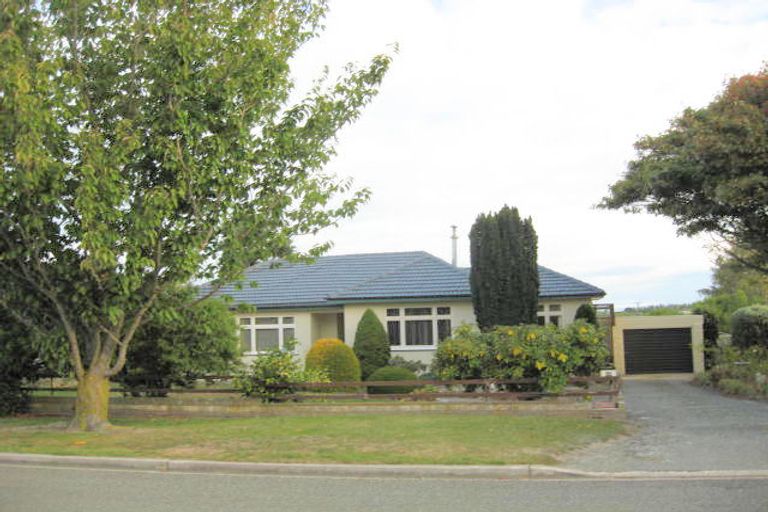 Photo of property in 46 Charles Street, Weston, Oamaru, 9401