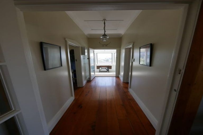 Photo of property in 1/6 Waimana Road, Conifer Grove, Takanini, 2112