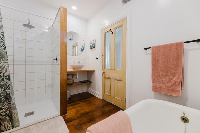 Photo of property in 24 Albert Street, Saint Clair, Dunedin, 9012