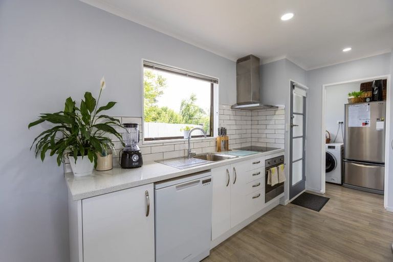 Photo of property in 17a Geddis Avenue, Maraenui, Napier, 4110