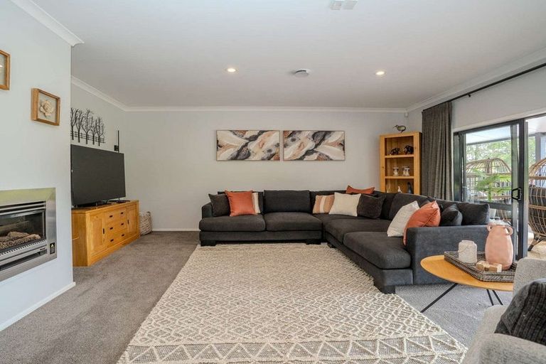 Photo of property in 244 Waimate North Road, Kerikeri, 0293