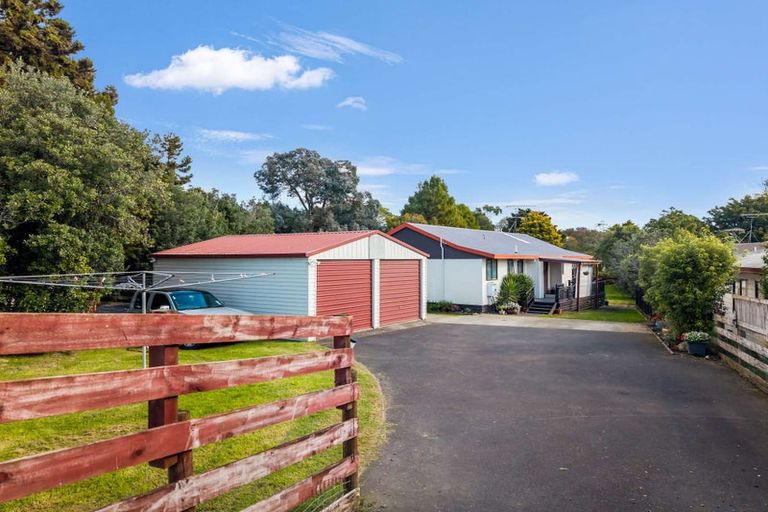 Photo of property in 32 Cemetery Road, Waiuku, 2123