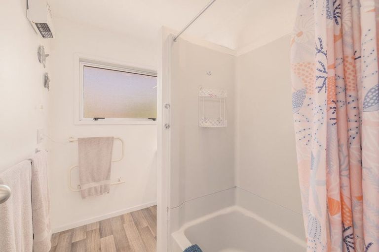 Photo of property in 13 Penguin Street, Southshore, Christchurch, 8062