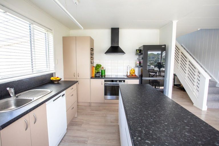 Photo of property in 8a Sheridan Terrace, Johnsonville, Wellington, 6037