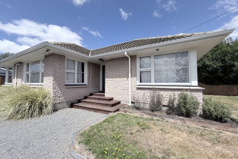 Photo of property in 16 Farrington Avenue, Bishopdale, Christchurch, 8053