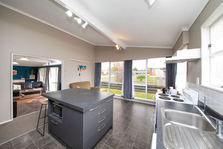 Photo of property in 27 Dewe Avenue, Feilding, 4702