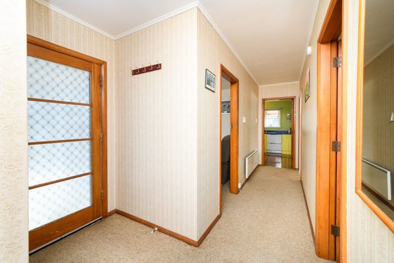 Photo of property in 17 Sinclair Avenue, Highbury, Palmerston North, 4412