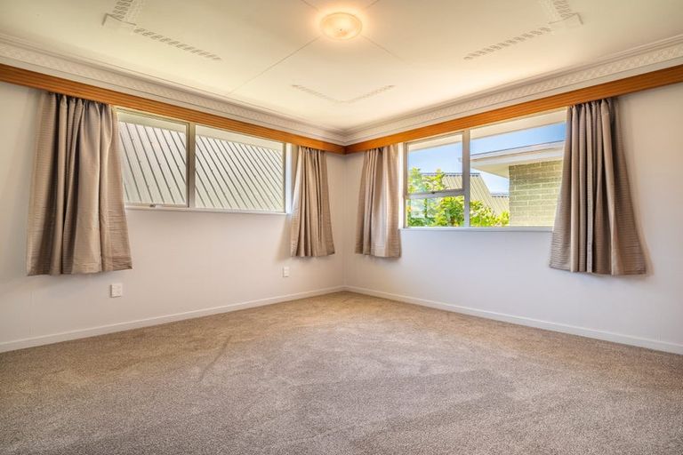 Photo of property in 18 Edwin Street, Caversham, Dunedin, 9012