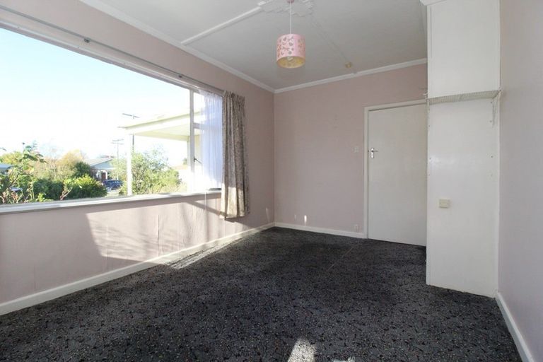 Photo of property in 70 Shearman Street, Waimate, 7924