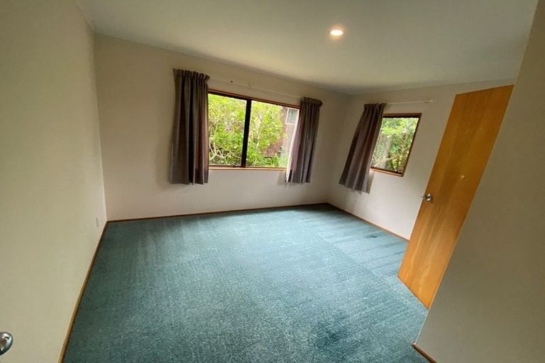 Photo of property in 2/38 Heathcote Road, Castor Bay, Auckland, 0620