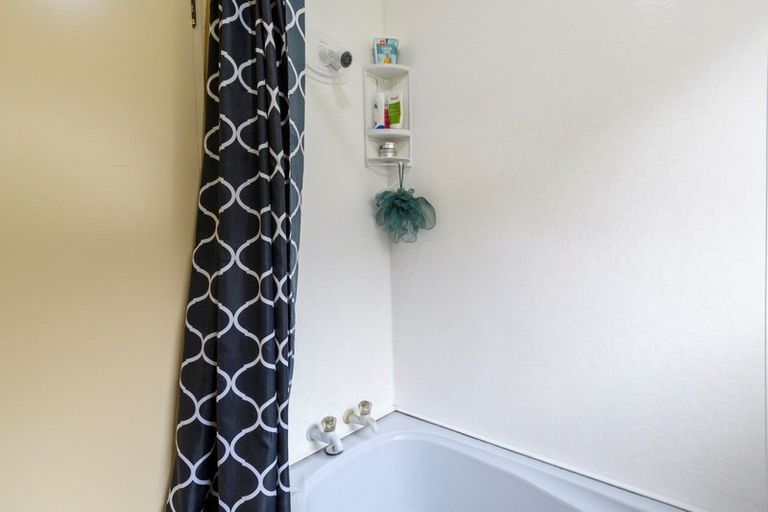 Photo of property in 82a Meander Drive, Welcome Bay, Tauranga, 3112