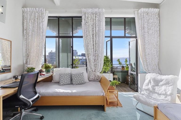 Photo of property in Dominion Apartments, 25/80 Victoria Street, Wellington Central, Wellington, 6011