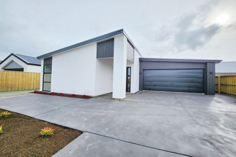 Photo of property in 10 Dynes Road, Rolleston, 7615