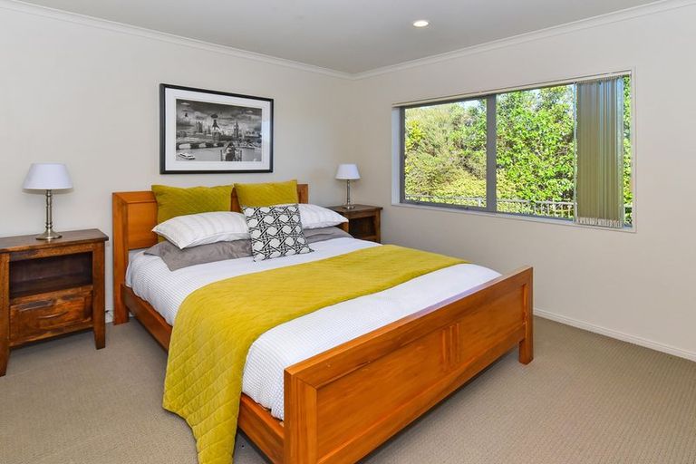 Photo of property in 6 Stranraer Crescent, Wattle Downs, Auckland, 2103