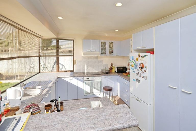 Photo of property in 14 Hewitts Road, Woodend, 7610