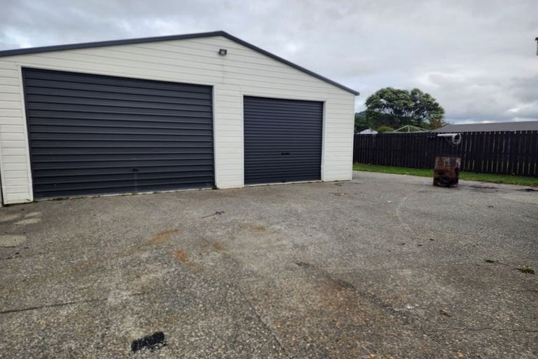 Photo of property in 100 Domett Esplanade, Cobden, Greymouth, 7802