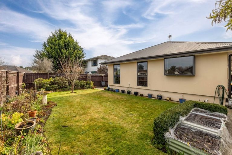 Photo of property in 1/22 Ingrid Street, Parklands, Christchurch, 8083