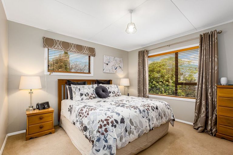 Photo of property in 25 Russell Road, Wainuiomata, Lower Hutt, 5014
