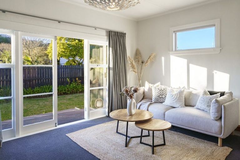 Photo of property in 28 Sanders Avenue, Marewa, Napier, 4110