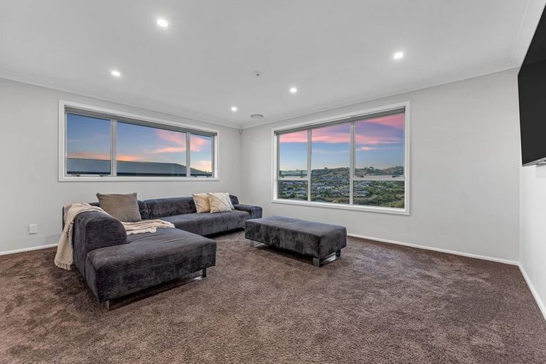 Photo of property in 56 Hillpark Drive, Pokeno, 2402