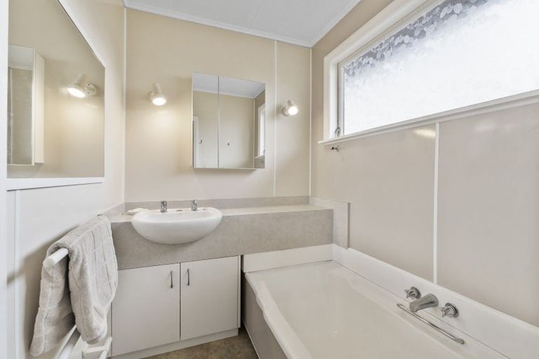 Photo of property in 81 Kiwi Road, Raumati Beach, Paraparaumu, 5032