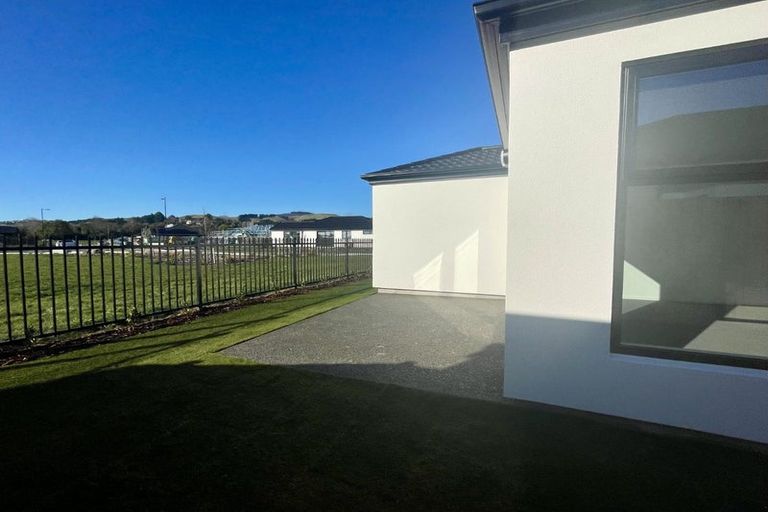 Photo of property in 4 Riroriro Lane, Halswell, Christchurch, 8025