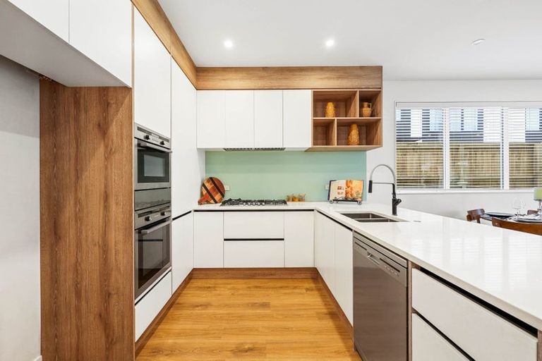 Photo of property in 25b Tudor Road, Henderson, Auckland, 0610