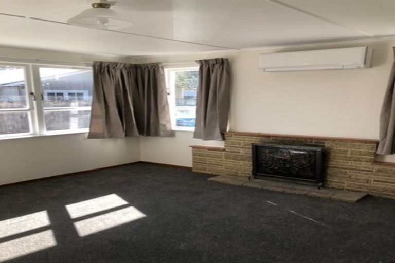 Photo of property in 25 Murray Street, Wallaceville, Upper Hutt, 5018