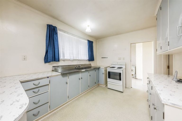 Photo of property in 306 Massey Road, Mangere East, Auckland, 2024