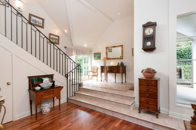 Photo of property in 124a Sandspit Road, Shelly Park, Auckland, 2014