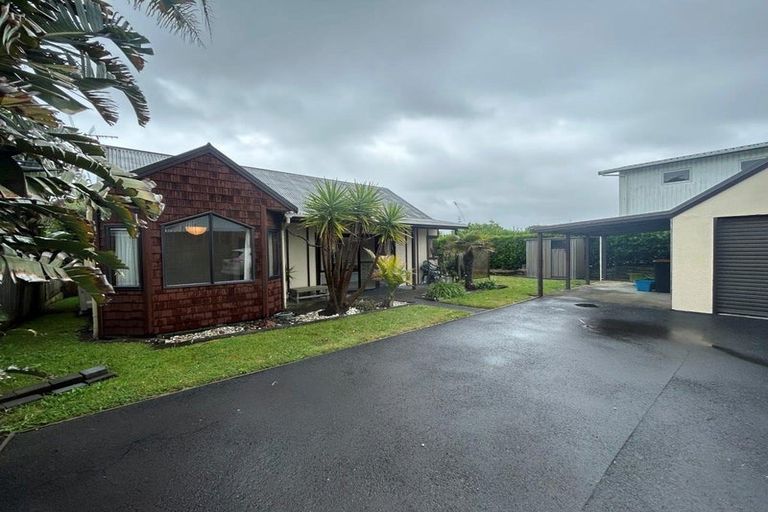Photo of property in 698b Papamoa Beach Road, Papamoa Beach, Papamoa, 3118