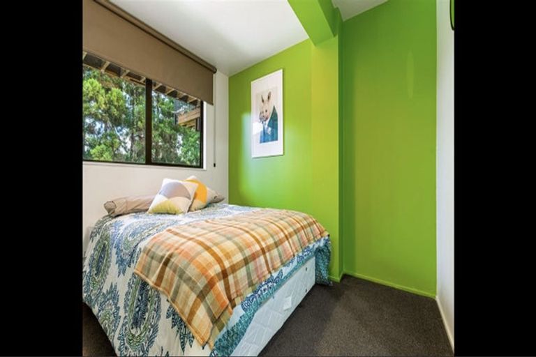 Photo of property in 367 Triangle Road, Henderson, Auckland, 0610