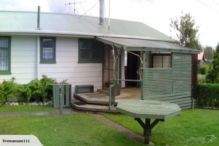 Photo of property in 17 Runuku Grove, Turangi, 3334