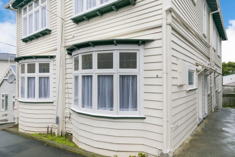 Photo of property in 4/9-9a Howard Street, Mount Cook, Wellington, 6021