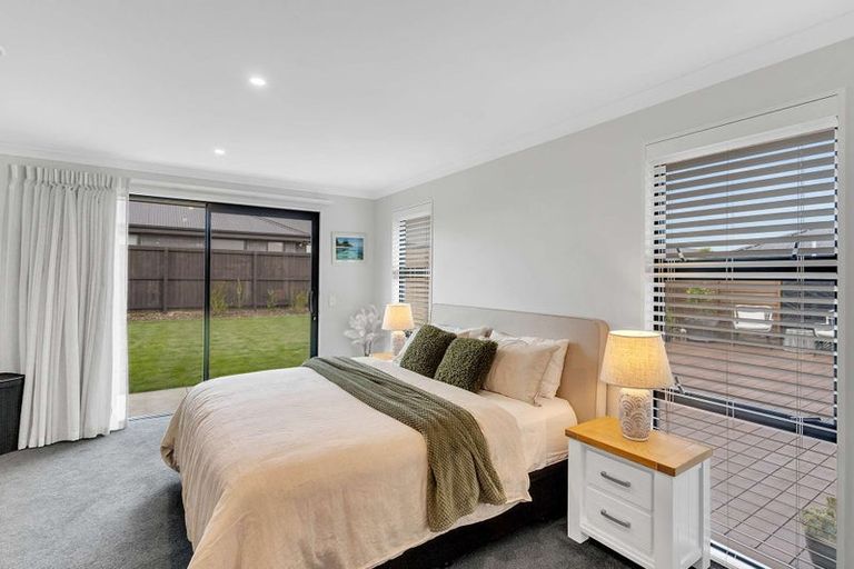 Photo of property in 10 Lesser Close, Rolleston, 7615