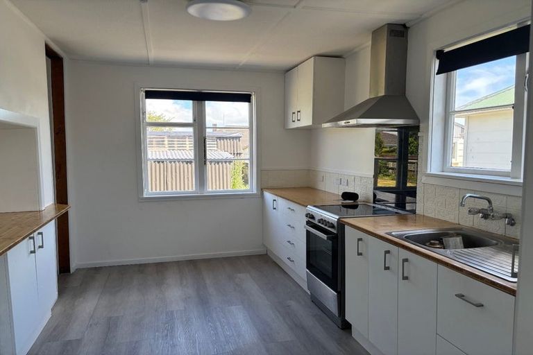 Photo of property in 4 Colvin Street, Westport, 7825