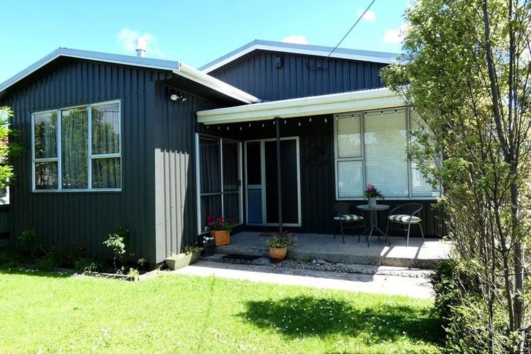 Photo of property in 80 Derby Street, Westport, 7825