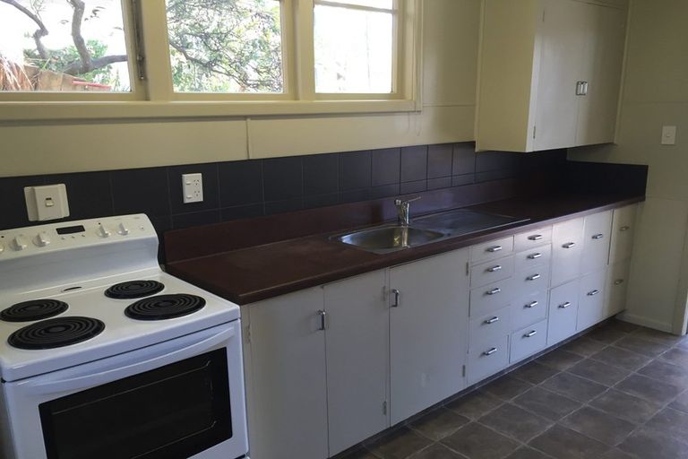 Photo of property in 62 Shakespeare Road, Bluff Hill, Napier, 4110