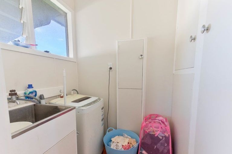 Photo of property in 10 Cuba Street, Marton, 4710