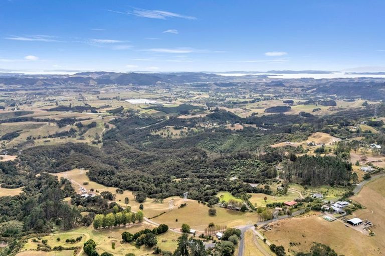 Photo of property in 97 Mcgregor Road, Clevedon, Papakura, 2582