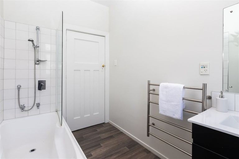 Photo of property in 1/1 Mersey Street, St Albans, Christchurch, 8014