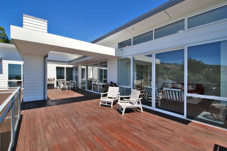 Photo of property in 10 Challenger Lane, Redcliffs, Christchurch, 8081