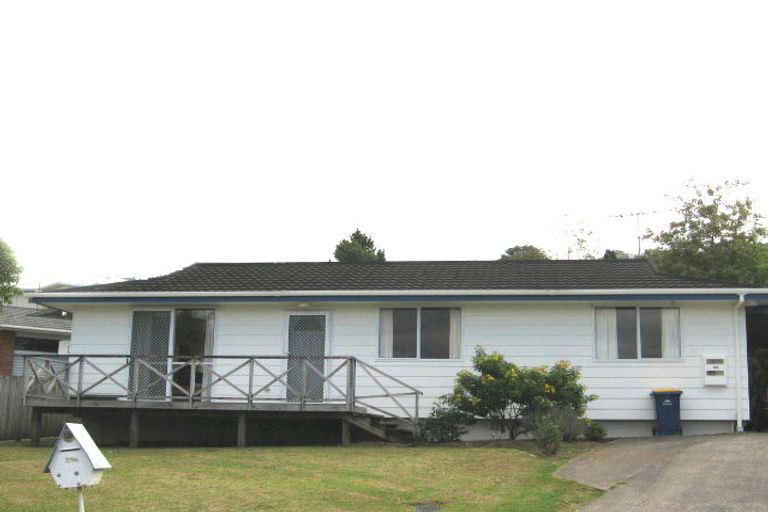 Photo of property in 2/89 Nigel Road, Browns Bay, Auckland, 0630