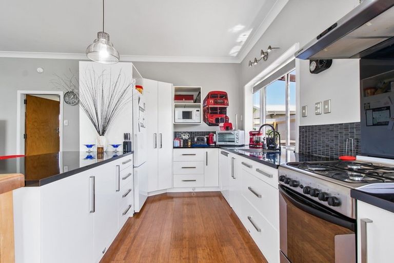 Photo of property in 10 Studholme Street, Waimate, 7924