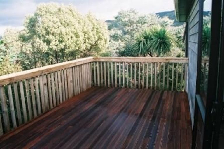 Photo of property in 43b Thatcher Crescent, Crofton Downs, Wellington, 6035