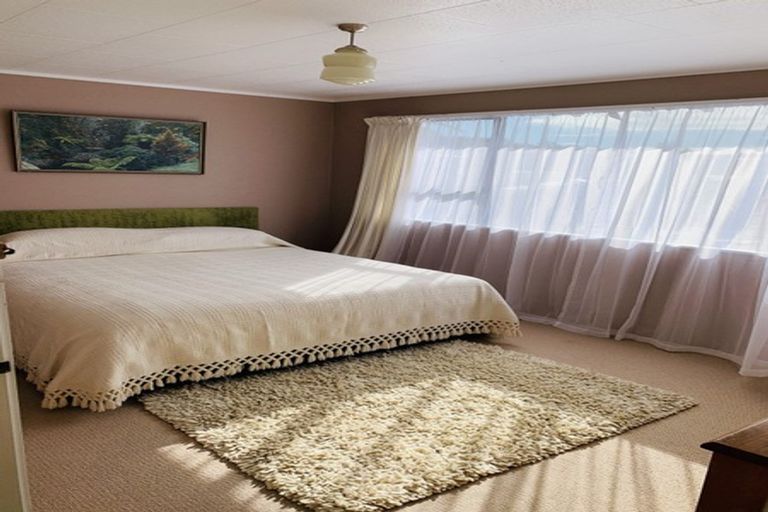 Photo of property in 1 Nukumea Common, Orewa, 0931