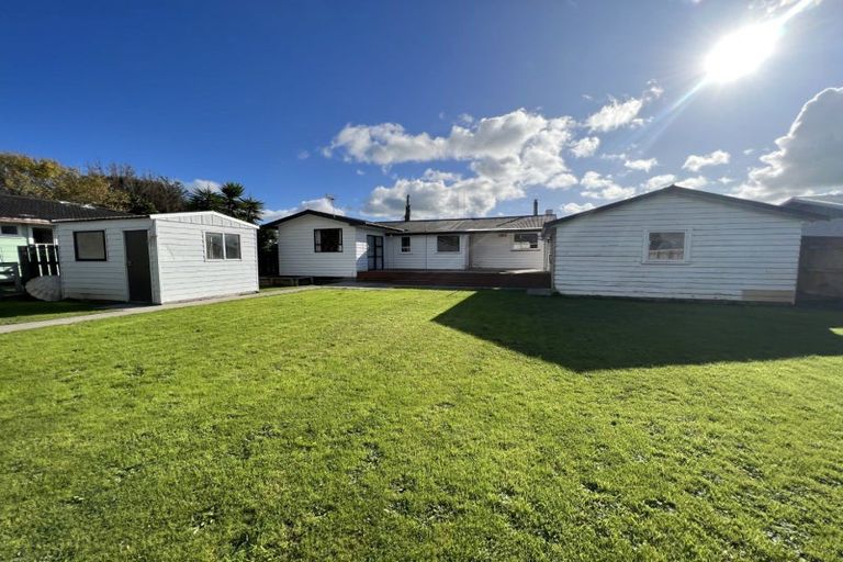 Photo of property in 13 High Street, Bulls, 4818