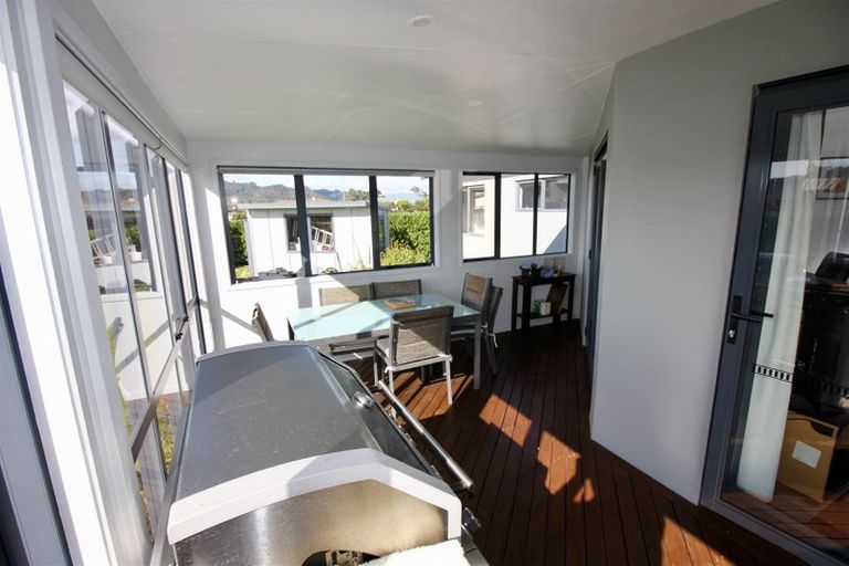 Photo of property in 18 Ringwood Place, Whitianga, 3510